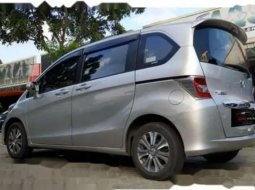 Banten, Honda Freed E 2014 kondisi terawat 4