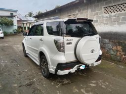 Mobil Toyota Rush 2016 dijual, Sumatra Selatan 4