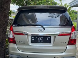Dijual mobil bekas Toyota Kijang Innova , Jawa Timur  4