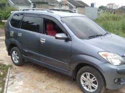 Jawa Barat, Daihatsu Xenia 2010 kondisi terawat 4