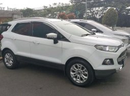 Jawa Barat, jual mobil Ford EcoSport Titanium 2015 dengan harga terjangkau 6