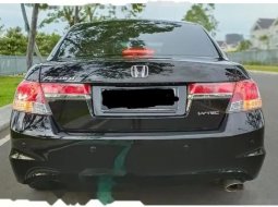 Banten, Honda Accord VTi-L 2011 kondisi terawat 3