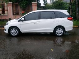 Honda Mobilio E CVT 2015 Putih 1