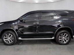 Toyota Fortuner 2.7 SRZ AT 2018 Hitam 3