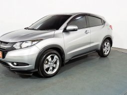 Honda HR-V E CVT 2018 Silver 3