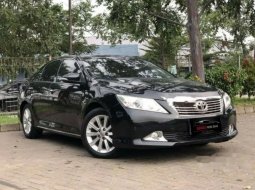 Mobil Toyota Camry 2012 V terbaik di Banten 10