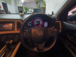 Jual mobil Honda HR-V S 2017 bekas, DKI Jakarta 4