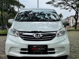 Dijual mobil bekas Honda Freed S, Banten  7