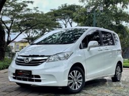 Dijual mobil bekas Honda Freed S, Banten  8