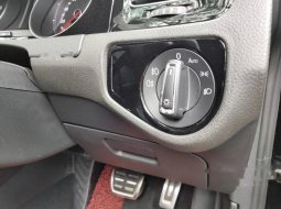 Mobil Volkswagen Golf 2018 GTi dijual, DKI Jakarta 6