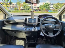 Dijual mobil bekas Honda Freed , Riau  4