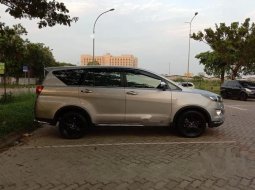 Jual mobil Toyota Venturer 2017 bekas, Banten 4