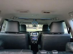 Jual mobil Toyota Venturer 2017 bekas, Banten 8