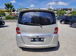 Dijual mobil bekas Honda Freed , Riau  1