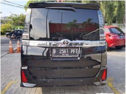 Jual cepat Toyota Voxy 2018 di Jawa Barat 1
