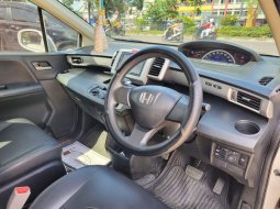 Dijual mobil bekas Honda Freed , Riau  5