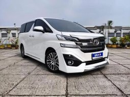 Mobil Toyota Vellfire 2017 G Limited dijual, DKI Jakarta 17
