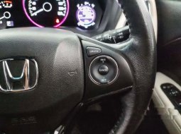 Mobil Honda HR-V 2016 E Special Edition terbaik di DKI Jakarta 3