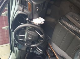 Honda CRV Turbo A/T ( Matic ) 2017 Abu2 Siap Pakai Good Condition 3