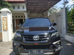 Jawa Timur, Toyota Fortuner TRD 2017 kondisi terawat 3