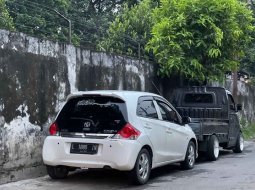 Dijual mobil bekas Honda Brio E, Jawa Timur  3