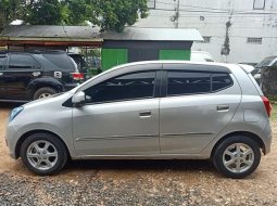 Mobil Daihatsu Ayla 2014 X terbaik di Kalimantan Selatan 2