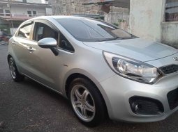 Bengkulu, Kia Rio MT 2013 kondisi terawat 5