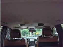 Mobil Jeep Grand Cherokee 2012 Overland terbaik di DKI Jakarta 6