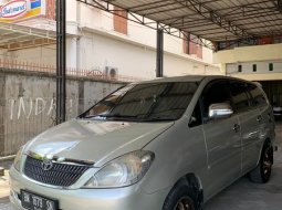 Riau, Toyota Kijang Innova 2.0 G 2008 kondisi terawat 2