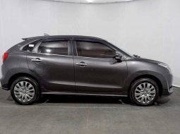 Suzuki Baleno Hatchback MT 2018 Abu-Abu 6