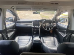 Toyota Kijang Innova G A/T Diesel 2021 Hitam 7