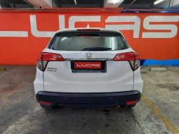 Mobil Honda HR-V 2021 E terbaik di DKI Jakarta 1