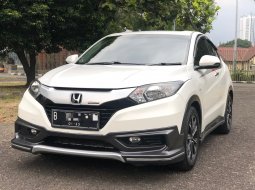 Honda HR-V E 1.5 Mugen matic 2016 Putih pemakaian 2017 TERAWAT TDP TERJANGKAU BGT BUKTIIN LANGSUNG 1