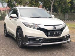 Honda HR-V E 1.5 Mugen matic 2016 Putih pemakaian 2017 TERAWAT TDP TERJANGKAU BGT BUKTIIN LANGSUNG 2