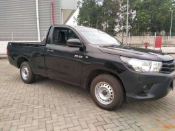 Toyota Hilux S-Cab 2.4 DSL M/T 2018 3