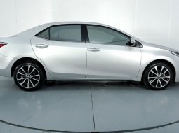 Corolla Altis 1.8 V AT 2019 Silver 4