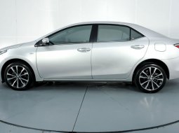 Corolla Altis 1.8 V AT 2019 Silver 5