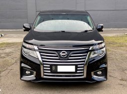 Nissan Elgrand Highway Star 2014 Hitam 8