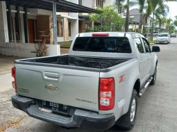 Chevrolet Colorado 2.5 LT Double Cabin 4x4 MT 2012 5