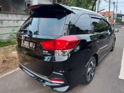 Honda Mobilio RS Limited Edition 2016 4