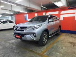Dijual mobil bekas Toyota Fortuner VRZ, DKI Jakarta  5