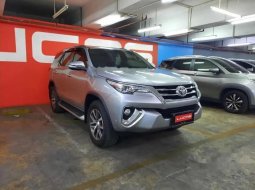 Dijual mobil bekas Toyota Fortuner VRZ, DKI Jakarta  4
