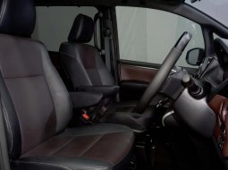 Toyota Voxy CVT 2018 Hitam 2