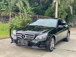 Mercedes-Benz E-Class 250 matic 2015 Hitam TERAWAT BGT TDP TERJANGKAU SEKALI BUKTIIN LANGSUNG JAMIN 2