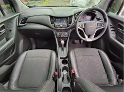 Jual mobil bekas murah Chevrolet TRAX LTZ 2017 di DKI Jakarta 2