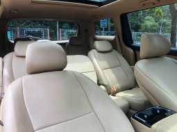 Kia Grand Sedona Ultimate 2017 Coklat 7