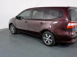 Nissan Grand Livina 1.5 XV MT 2016 Merah 4