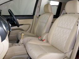 Nissan Grand Livina 1.5 XV MT 2016 Merah 7