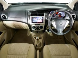 Nissan Grand Livina 1.5 XV MT 2016 Merah 8