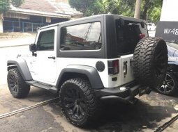 Mobil Jeep Wrangler 2011 Rubicon Unlimited terbaik di DKI Jakarta 4